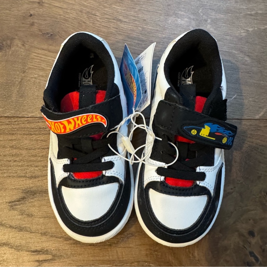 Zara Hot Wheels Kids Sneakers Brand New Size 9 Race Car Shoes